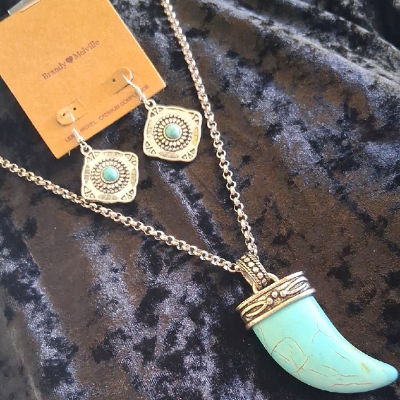 Brandy Melville Jewelry - Brandy Melville Silver and Turquoise Necklace Set.